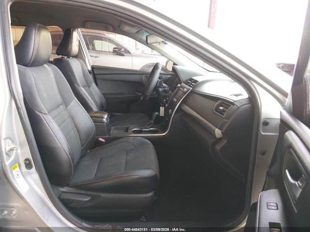 صورة 5 لـ 2016 Toyota CAMRY SE