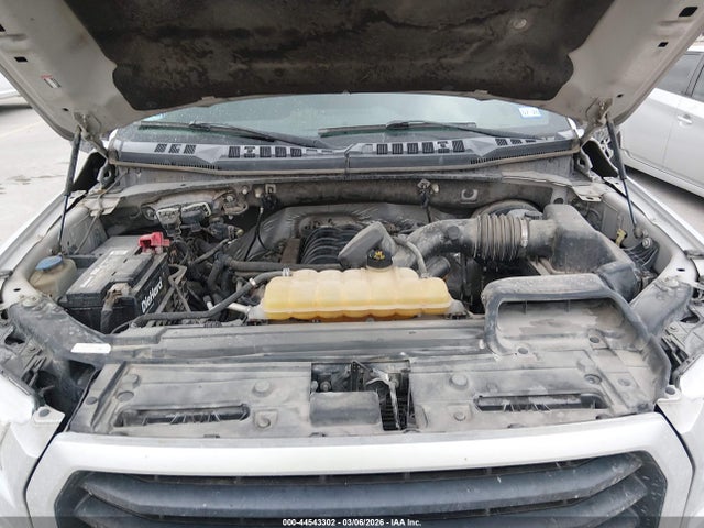 FORD F-150 XLT - 10