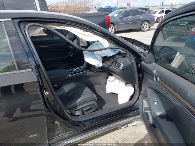 HONDA ACCORD TOURING - 5