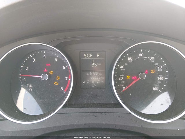 صورة 7 لـ 2016 Volkswagen JETTA 1.4T S