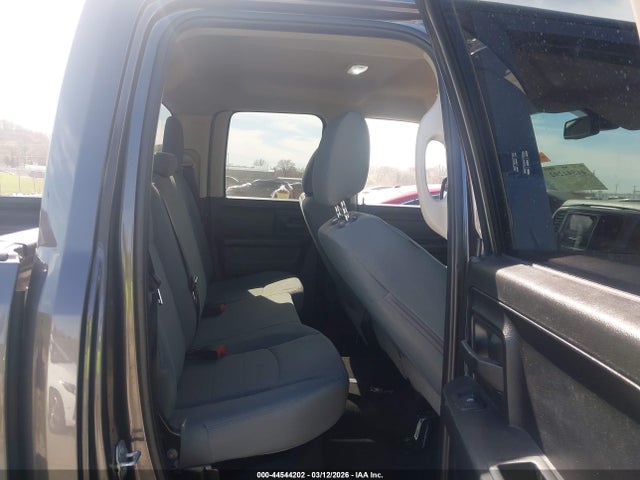 2018 RAM 1500 EXPRESS 4X4 6'4 BOX 8