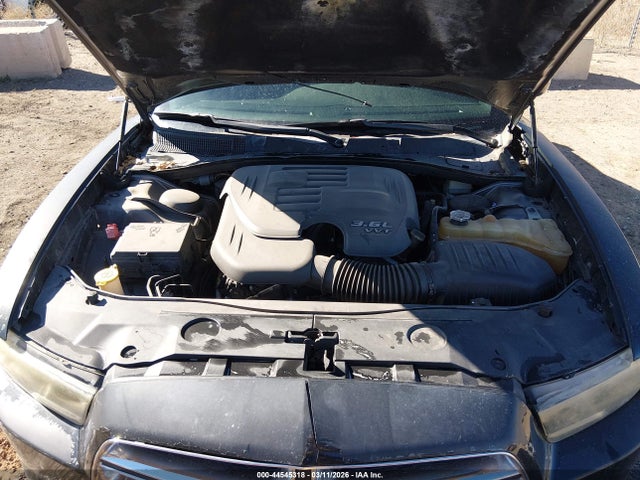 DODGE CHARGER SXT - 10