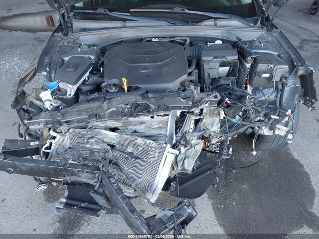 KIA CADENZA LIMITED - 10