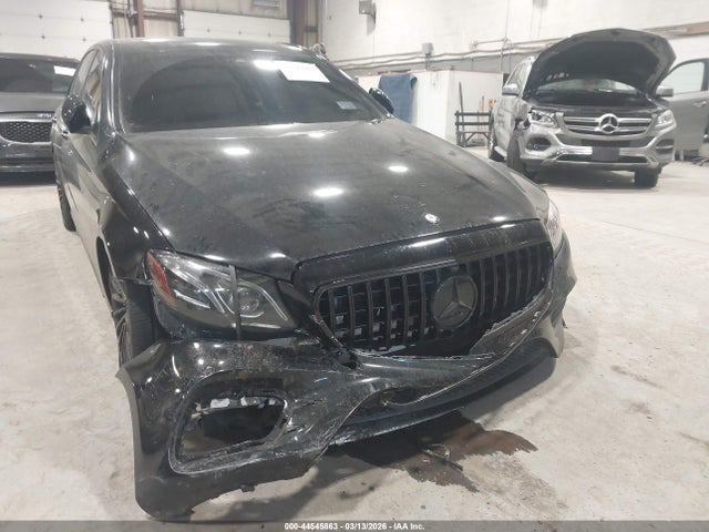 MERCEDES-BENZ E-CLASS - 6