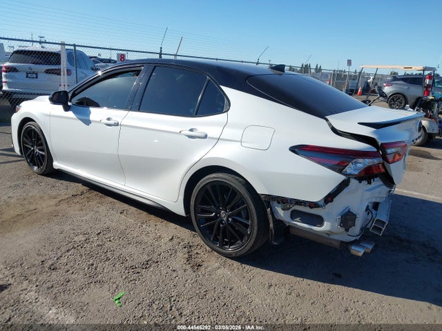 2023 Toyota CAMRY XSE photo 3