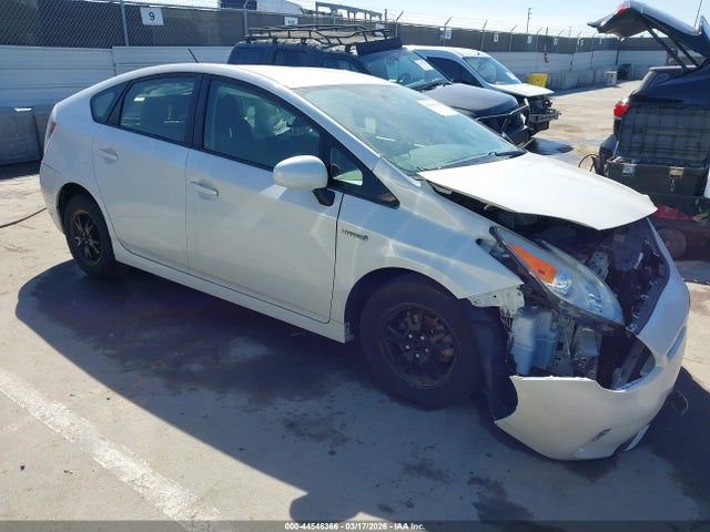 2015 TOYOTA PRIUS TWO