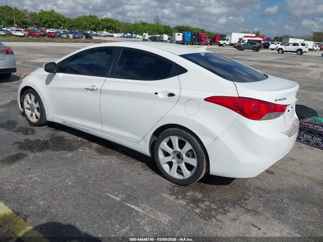 HYUNDAI ELANTRA LIMITED - 3