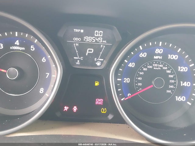 HYUNDAI ELANTRA LIMITED - 7