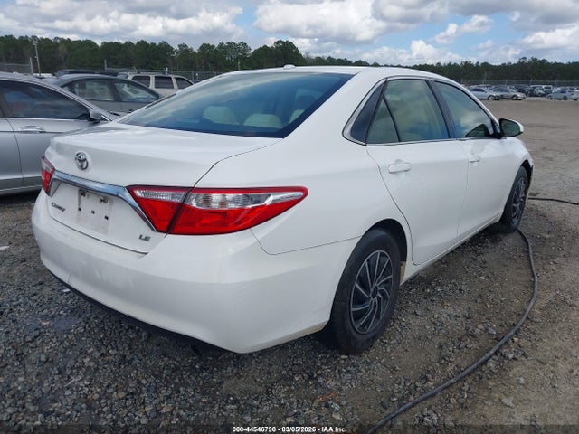 TOYOTA CAMRY - 4