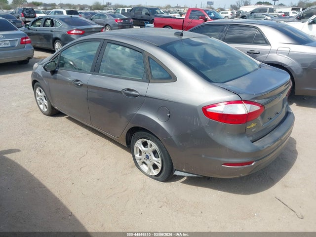 FORD FIESTA SE - 3
