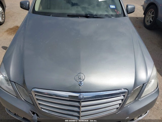 MERCEDES-BENZ E-CLASS - 10