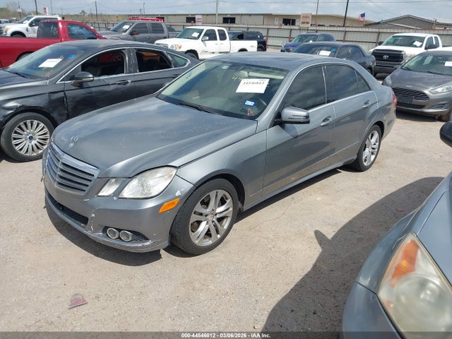 MERCEDES-BENZ E-CLASS - 2