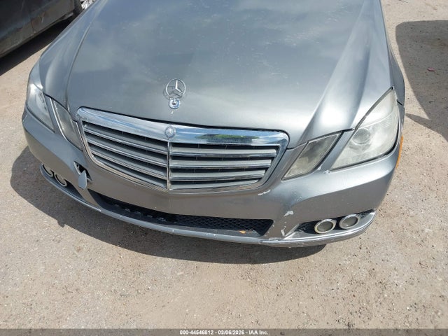 MERCEDES-BENZ E-CLASS - 6