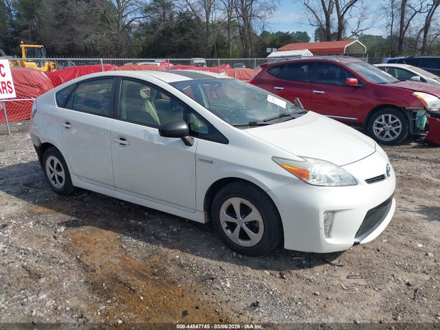 2015 TOYOTA PRIUS TWO