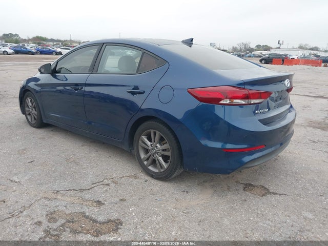 HYUNDAI ELANTRA SEL - 3