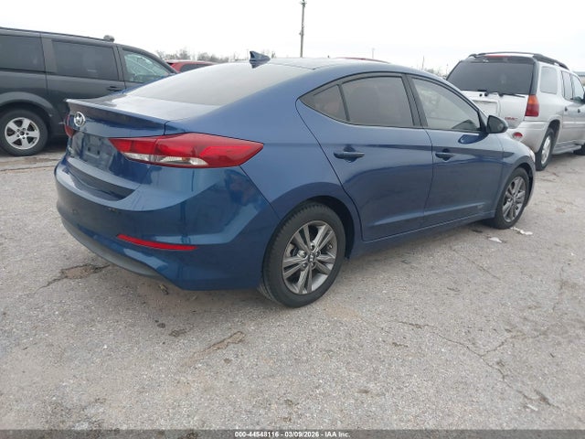 HYUNDAI ELANTRA SEL - 4