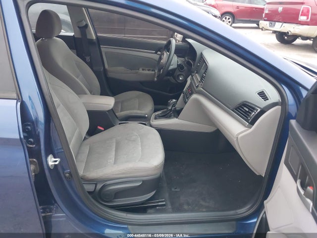 HYUNDAI ELANTRA SEL - 5