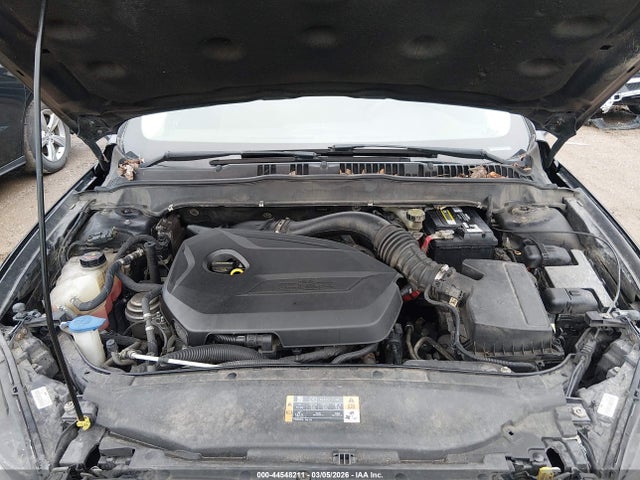 FORD FUSION SE - 10