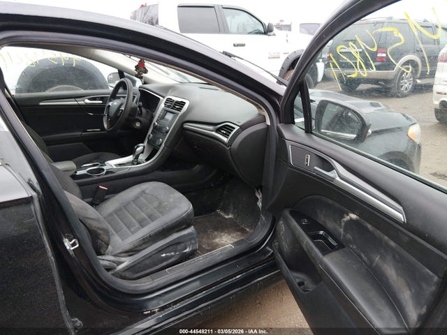 FORD FUSION SE - 5