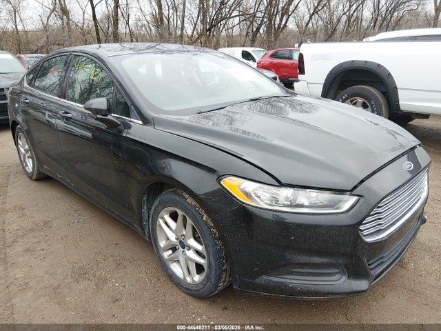 FORD FUSION SE - 6