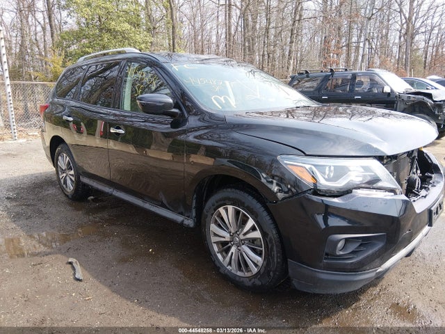 2019 NISSAN PATHFINDE SV
