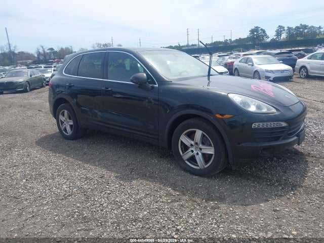 2014 PORSCHE CAYENNE 