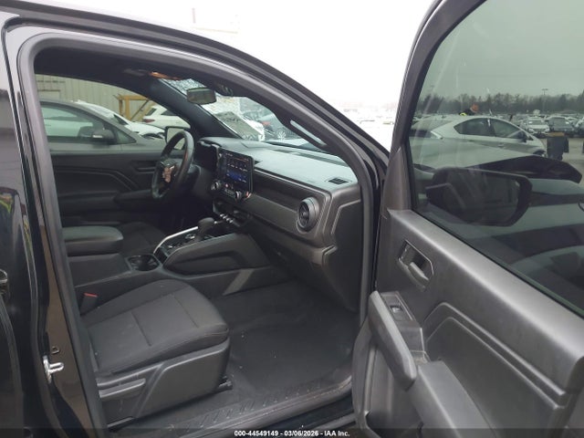 CHEVROLET COLORADO - 5