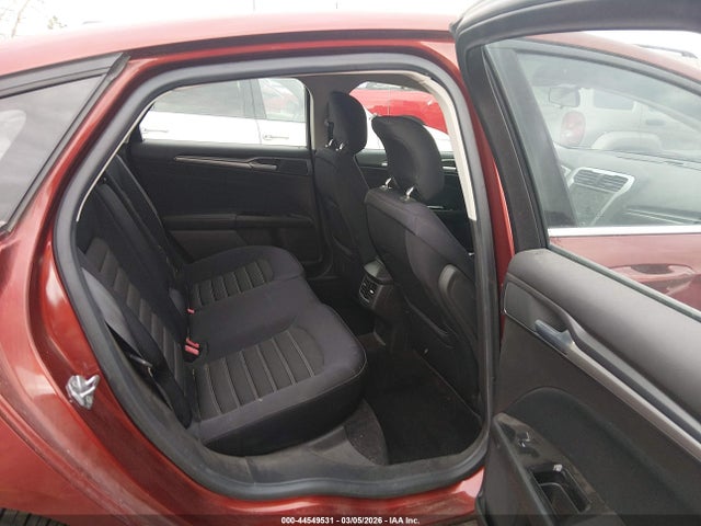 FORD FUSION SE - 8