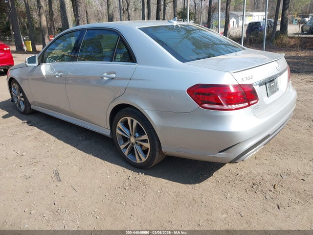 MERCEDES-BENZ E-CLASS - 3