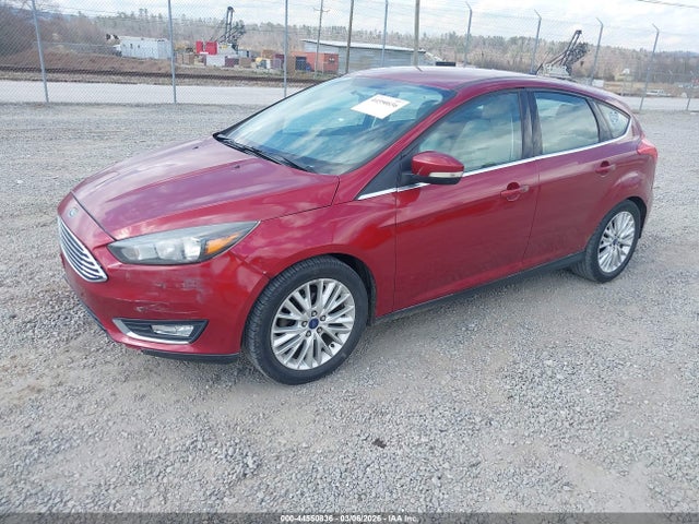 FORD FOCUS TITANIUM - 2