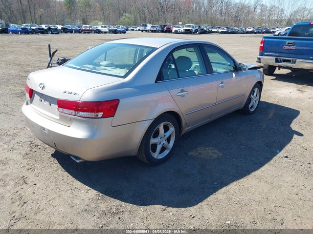 HYUNDAI SONATA LIMITED/SE V6 - 4