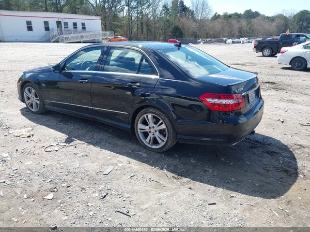 MERCEDES-BENZ E-CLASS - 3