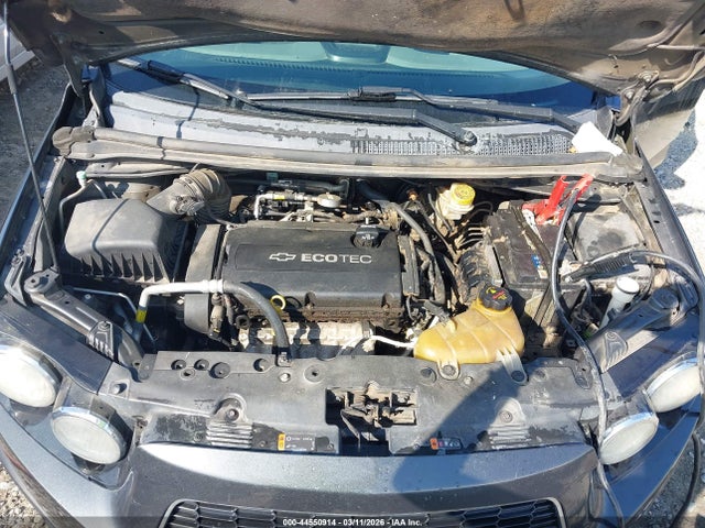 CHEVROLET SONIC LT AUTO - 10