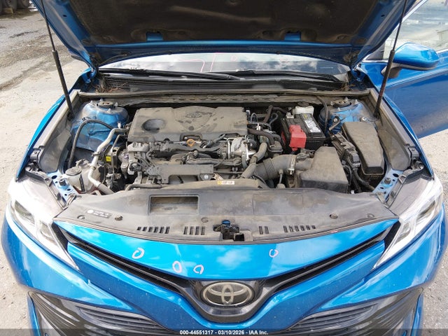 TOYOTA CAMRY - 10