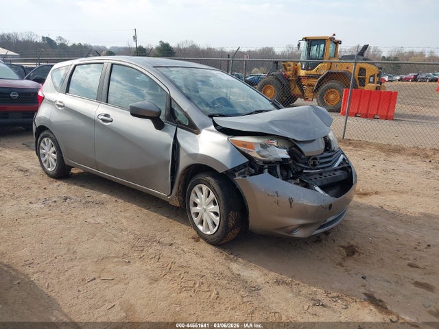 2015 NISSAN VERSA SV