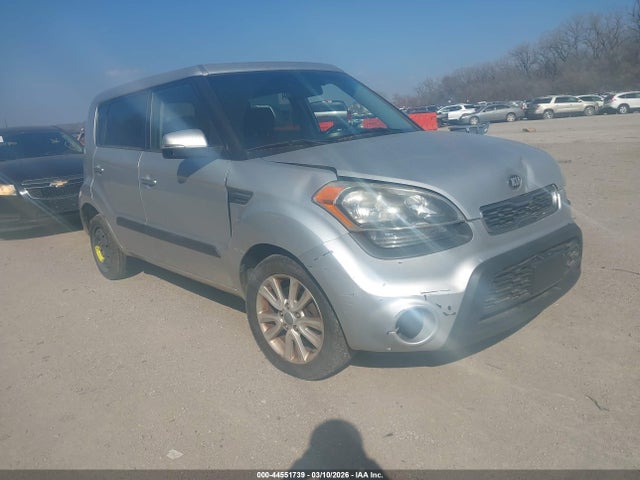 KIA SOUL + - 1