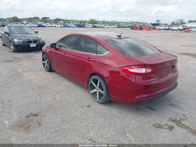 FORD FUSION SE - 3