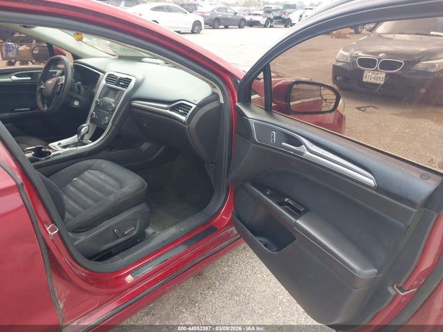 FORD FUSION SE - 5