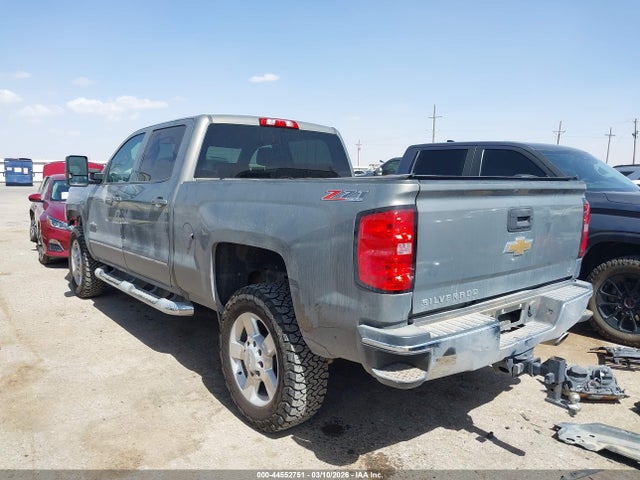 CHEVROLET SILVERADO 2500HD LT - 3