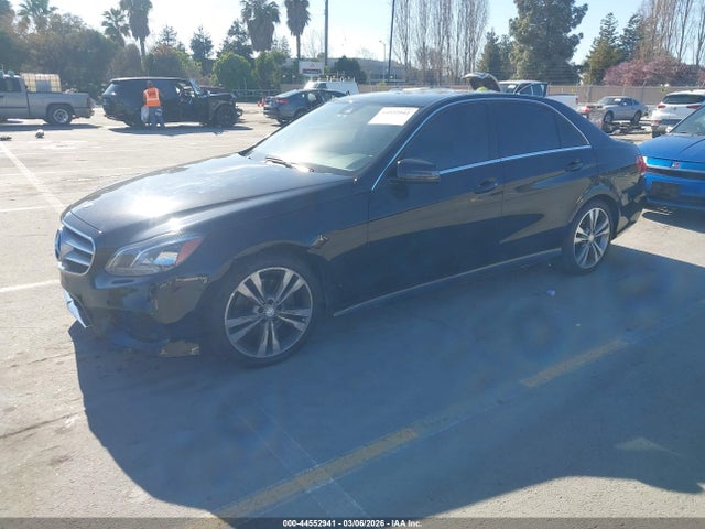 MERCEDES-BENZ E-CLASS - 2