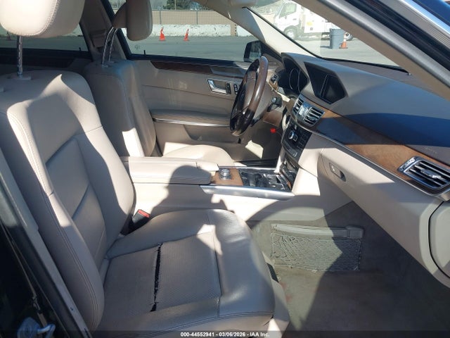 MERCEDES-BENZ E-CLASS - 5