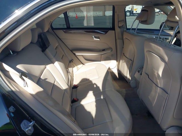 MERCEDES-BENZ E-CLASS - 8