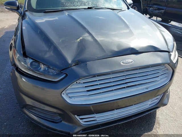 FORD FUSION SE - 6