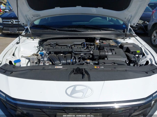 HYUNDAI ELANTRA SEL CONVENIENCE - 10