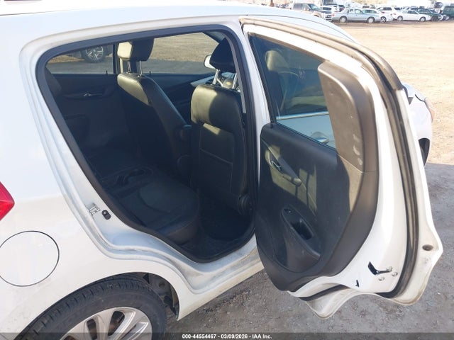 CHEVROLET SPARK 2LT CVT - 8