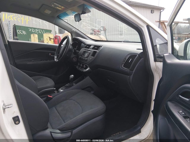 KIA RIO SX - 5