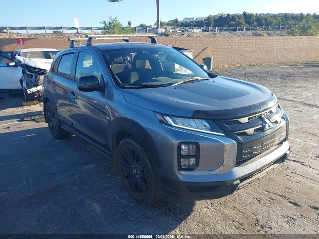 2025 MITSUBISHI OUT 2.0 LE AWC