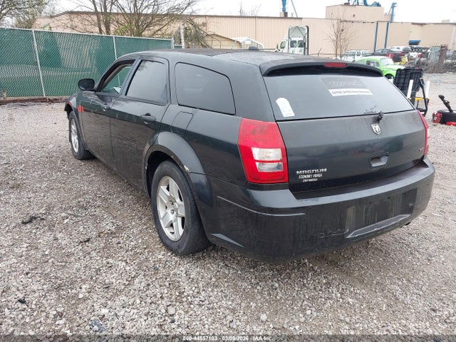 DODGE MAGNUM SE - 3