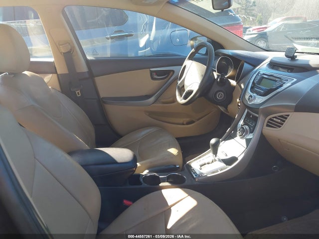 HYUNDAI ELANTRA LIMITED - 5