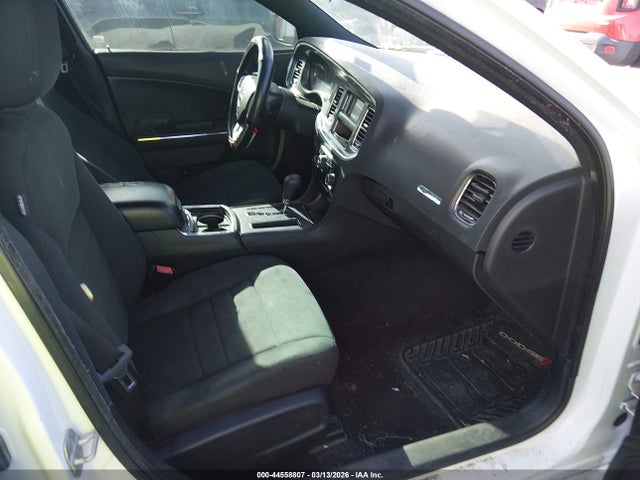 DODGE CHARGER SE - 5